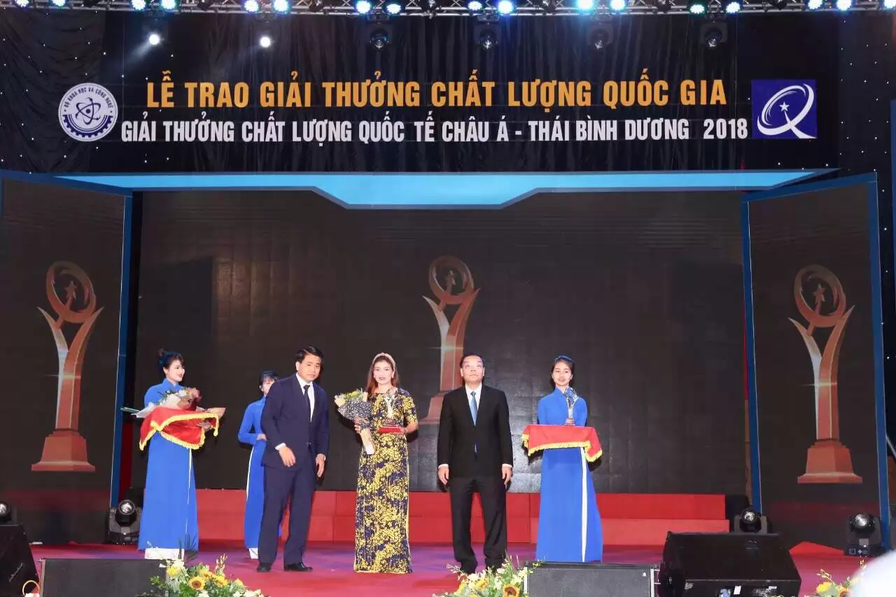 TRUONG SINH GROUP VINH DỰ NHẬN GIẢI THƯỞNG CHẤT LƯỢNG QUỐC GIA NĂM 2018