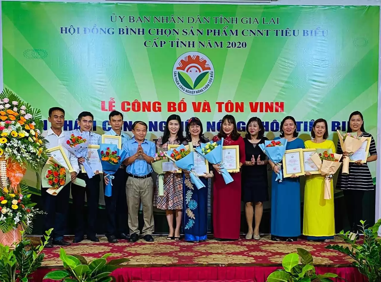 NƯỚC UỐNG THẢO DƯỢC LEBOMINE VÀ AN SINH THẢO ĐẠT CHỨNG NHẬN 